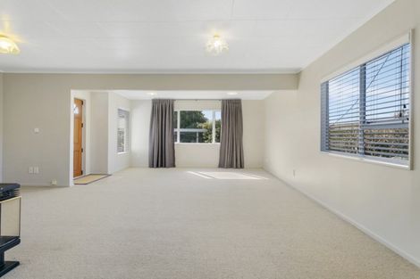 Photo of property in 23 Kiddle Drive, Hilltop, Taupo, 3330