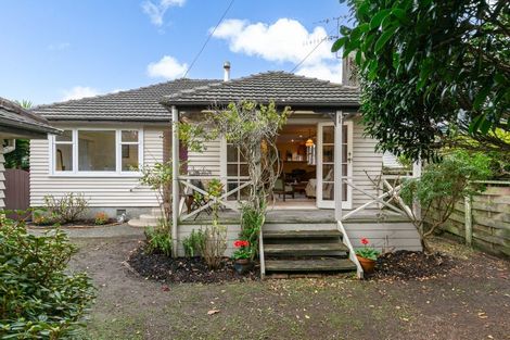Photo of property in 8 York Avenue, Manor Park, Lower Hutt, 5019