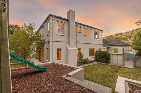 Photo of property in 16 Basil Place, Mount Pleasant, Christchurch, 8081