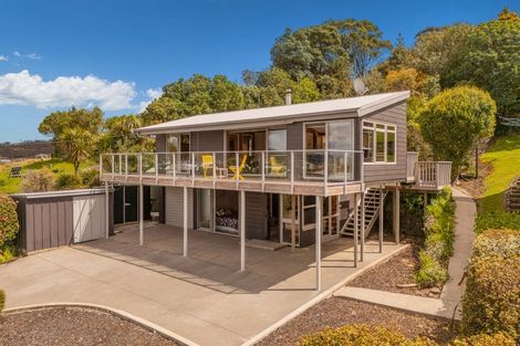 Photo of property in 3 Puketitiro Place, Wharekaho, Whitianga, 3592