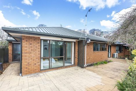 Photo of property in 32 Saint Martins Road, Saint Martins, Christchurch, 8022