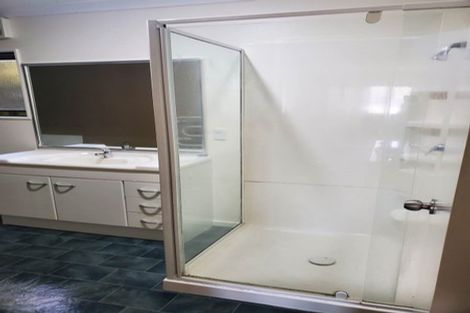 Photo of property in 14 Claverton Grove, Churton Park, Wellington, 6037