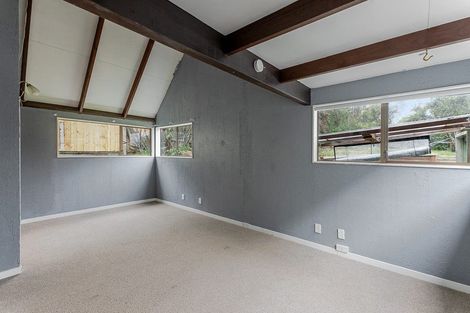 Photo of property in 10 Mamaku Street, Paraparaumu, 5032