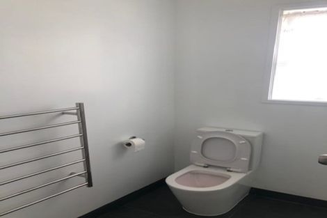 Photo of property in 7 Kotuku Street, Te Atatu Peninsula, Auckland, 0610