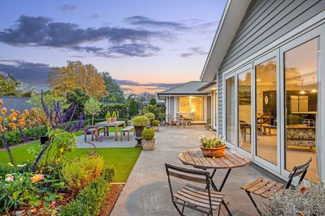 Photo of property in 1 Franklin Drive, Rangiora, 7400