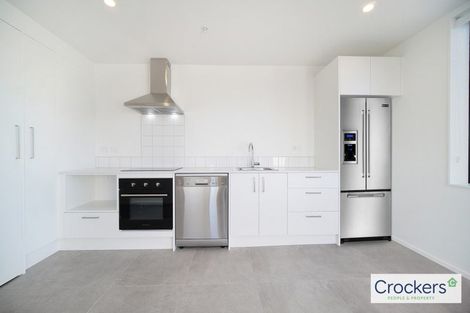 Photo of property in 150 Mcleod Road, Te Atatu South, Auckland, 0610