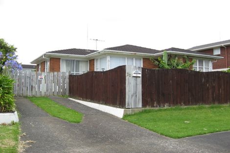 Photo of property in 72 Muir Avenue, Mangere Bridge, Auckland, 2022