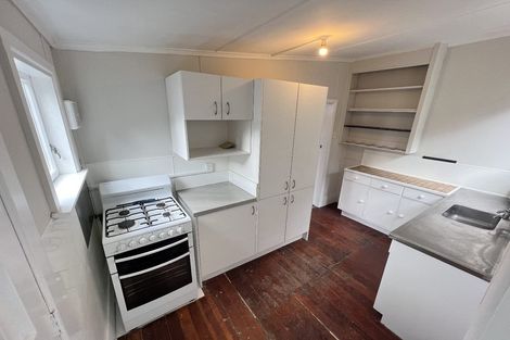 Photo of property in 92 Rolleston Street, Mount Cook, Wellington, 6021