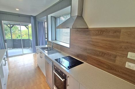Photo of property in 30 Glynnbrooke Street, Te Atatu South, Auckland, 0610