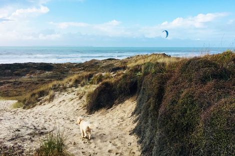 Photo of property in 996 Papamoa Beach Road, Papamoa Beach, Papamoa, 3118