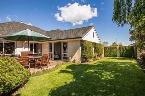 Photo of property in 10 Cathcart Crescent, Prebbleton, 7604