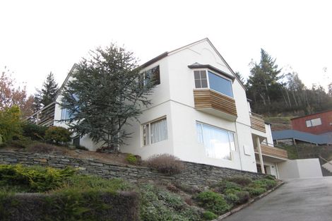 Photo of property in 15 Peregrine Place, Queenstown, 9300