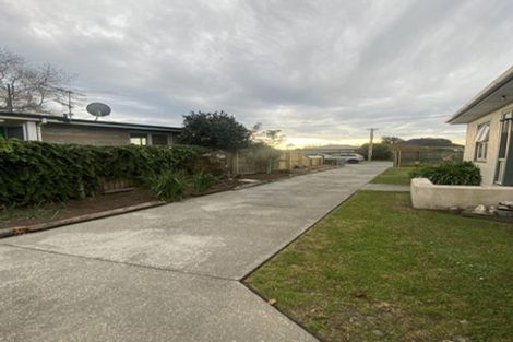 Photo of property in 67 Northcote Road, Northcote, Christchurch, 8052