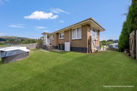 Photo of property in 3 George Street, Clinton, 9534