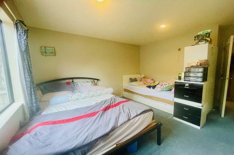 Photo of property in 64 Tiger Drive, Golflands, Auckland, 2013