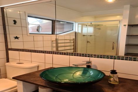 Photo of property in 3 Wolsley Avenue, Milford, Auckland, 0620