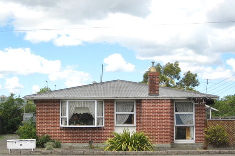Photo of property in 1/38 North Avon Road, Richmond, Christchurch, 8013