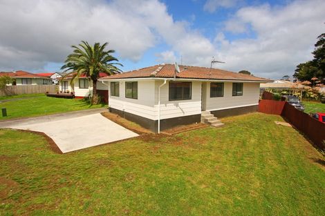 Photo of property in 16 Antalya Place, Manurewa, Auckland, 2102