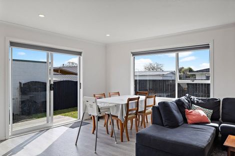 Photo of property in 11a Knightsbridge Place, Dinsdale, Hamilton, 3204