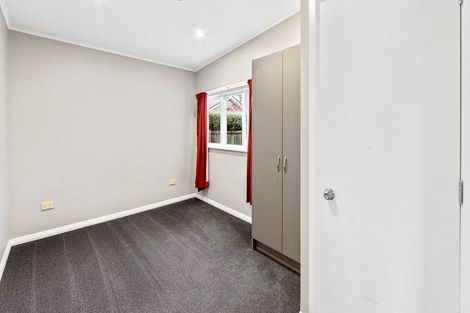 Photo of property in 60 Martin Avenue, Beckenham, Christchurch, 8023