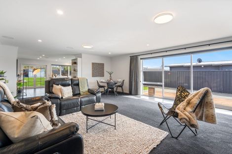 Photo of property in 8 Margate Street, Waihola, Milton, 9073