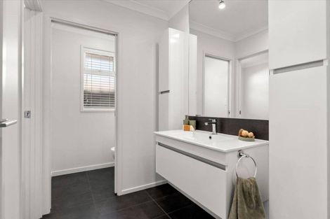 Photo of property in 217 Lakes Boulevard, Pyes Pa, Tauranga, 3112