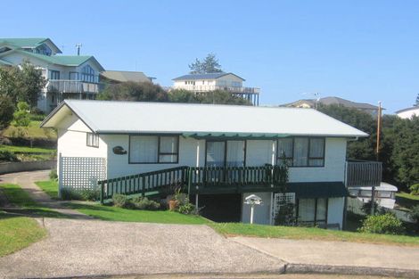 Photo of property in 5 Miro Place, Whitianga, 3510