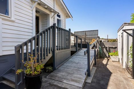 Photo of property in 805 Queen Street, Thames, 3500