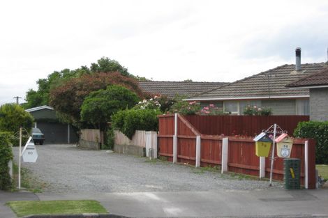 Photo of property in 60 Frensham Crescent, Woolston, Christchurch, 8062