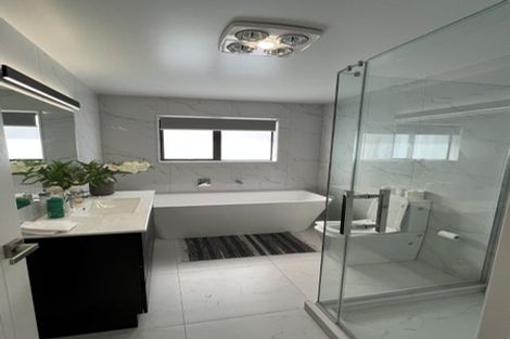 Photo of property in 92 Ksenia Drive, Flat Bush, Auckland, 2019