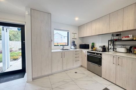 Photo of property in 3/3 Matata Place, Dallington, Christchurch, 8061