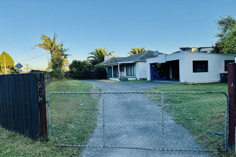 Photo of property in 57 Rathgar Road, Henderson, Auckland, 0610