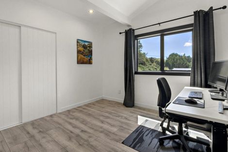 Photo of property in 517a Ohariu Valley Road, Ohariu, Wellington, 6037