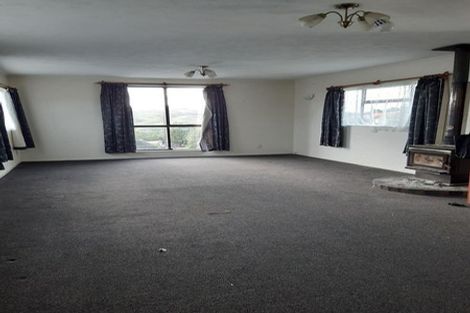 Photo of property in 142 Mark Avenue, Grenada Village, Wellington, 6037