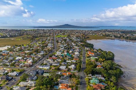 Photo of property in 38a/1 Norwood Road, Bayswater, Auckland, 0622