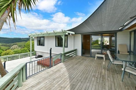 Photo of property in 535 Peak Road, Helensville, 0875