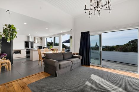 Photo of property in 1a Squire Place, Blagdon, New Plymouth, 4310