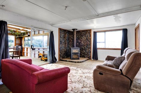 Photo of property in 4 Von Tempsky Street, Normanby, Hawera, 4614
