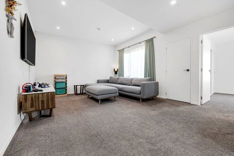 Photo of property in 10 Koropiko Lane, Flat Bush, Auckland, 2019