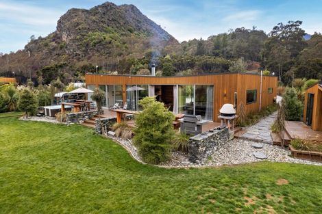 Photo of property in 46 Tui Drive, Mount Creighton, Queenstown, 9371