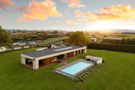 Photo of property in 17 Piriti Lane, Horsham Downs, Hamilton, 3281