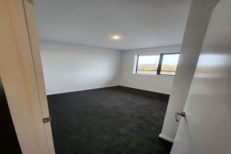 Photo of property in 10 Ellmers Street, Woodend, 7610