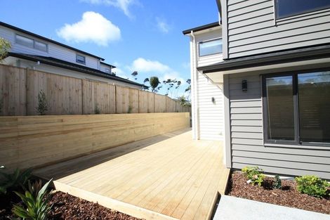 Photo of property in 14 Vazey Way, Hobsonville, Auckland, 0618