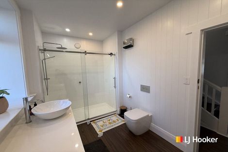 Photo of property in 104 Forbury Road, Saint Clair, Dunedin, 9012