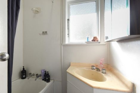 Photo of property in 16 Hunt Crescent, Hillcrest, Rotorua, 3015