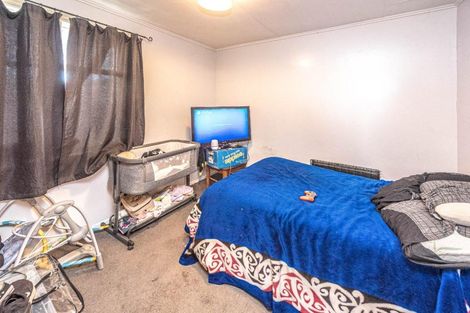 Photo of property in 1 Kupe Place, Castlecliff, Whanganui, 4501