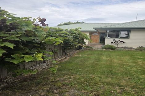 Photo of property in 2/75 Mclauchlan Street, Springlands, Blenheim, 7201