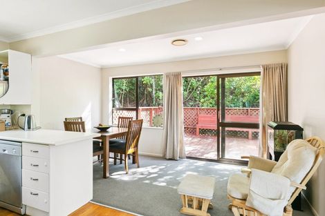 Photo of property in 29 Kahikatea Grove, Paparangi, Wellington, 6037