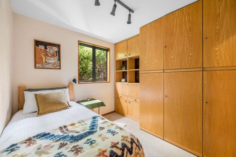 Photo of property in 6 Meadowbrook Place, Wanaka, 9305