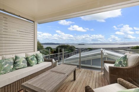 Photo of property in 438 Muritai Road, Eastbourne, Lower Hutt, 5013